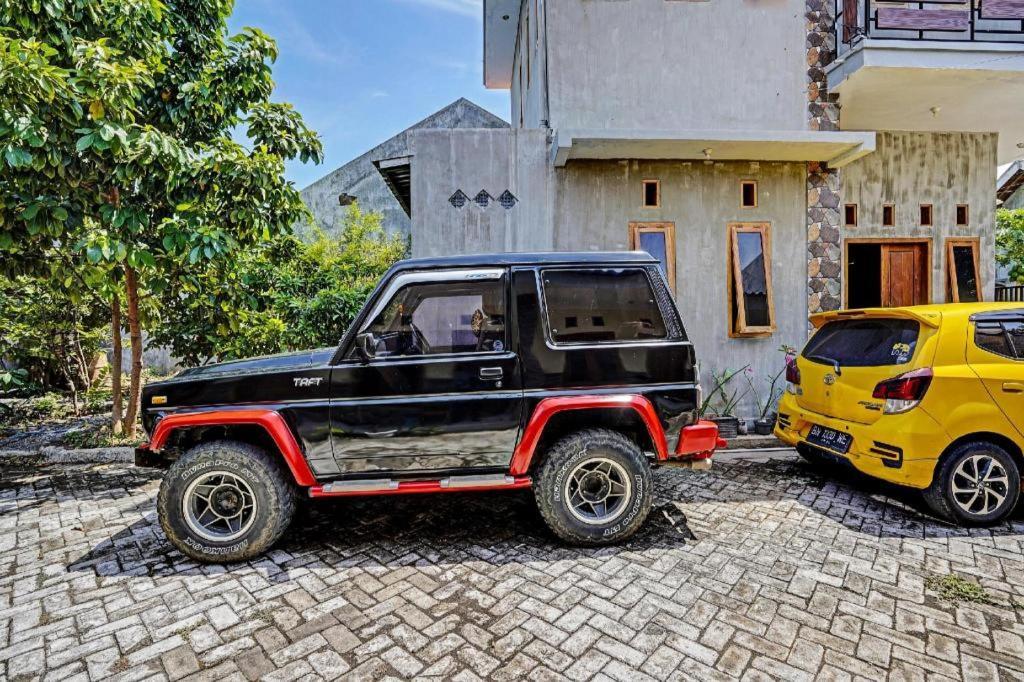 Spot On 91824 Rumah Kaloka Syariah Probolinggo Kültér fotó